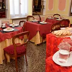 Gavina Bed & Breakfast 3*