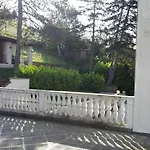 Gavina Bed & Breakfast 3*