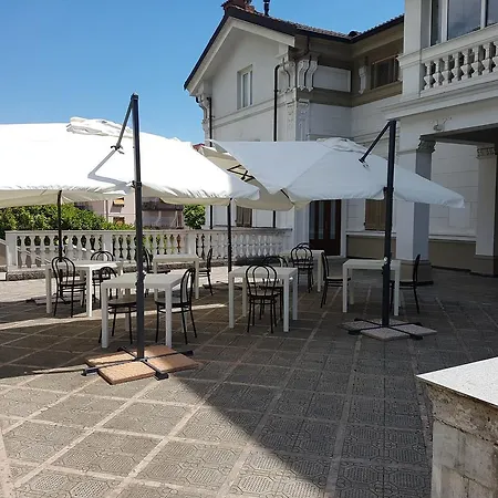 Gavina Bed & Breakfast